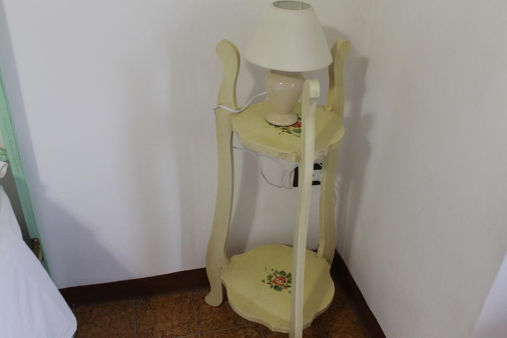 B&B Il Poggetto Serra SantʼAbbondio Kamer foto